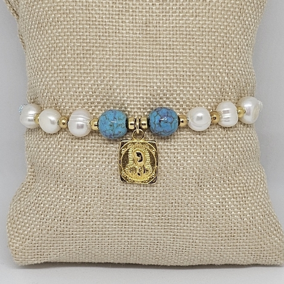 Our Lady Charm Bracelet - Picture 1 of 3